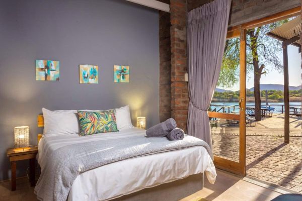 Waschbank River Lodge