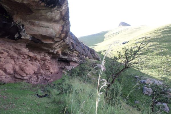 Thamathu Cave