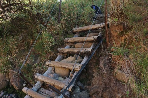 Pillar Cave - Wooden Ladders