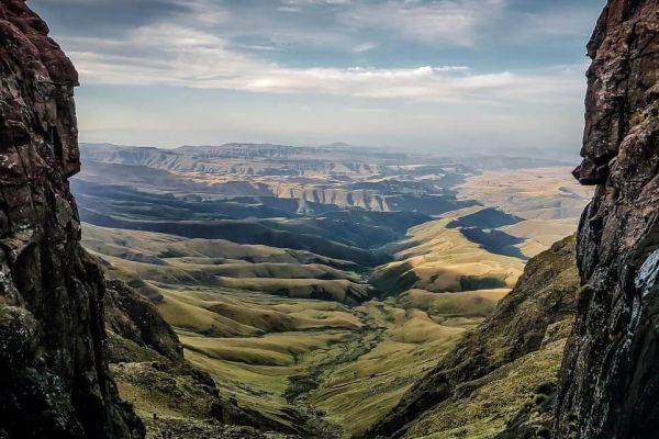 Giant's Castle Pass
