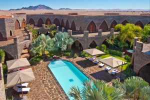 Le Mirage Resort and Spa